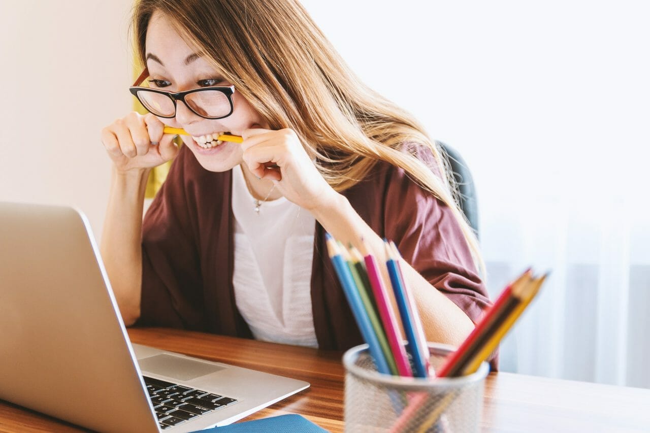 Feeling Overwhelmed at Work? Discover the Soothing Effects of Mushroom Gummies.