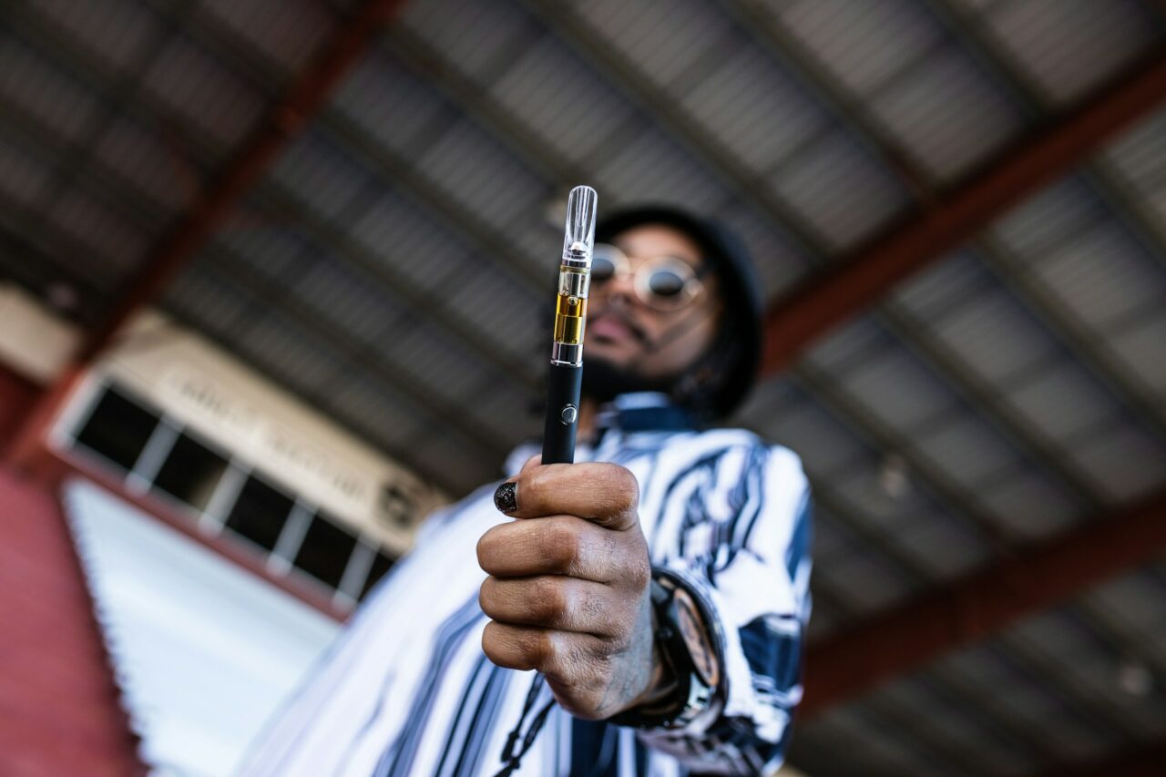 DMT Pens & the Simulation of Death: Comparing the Experiences of a DMT Trip and a Near-Death Scenario